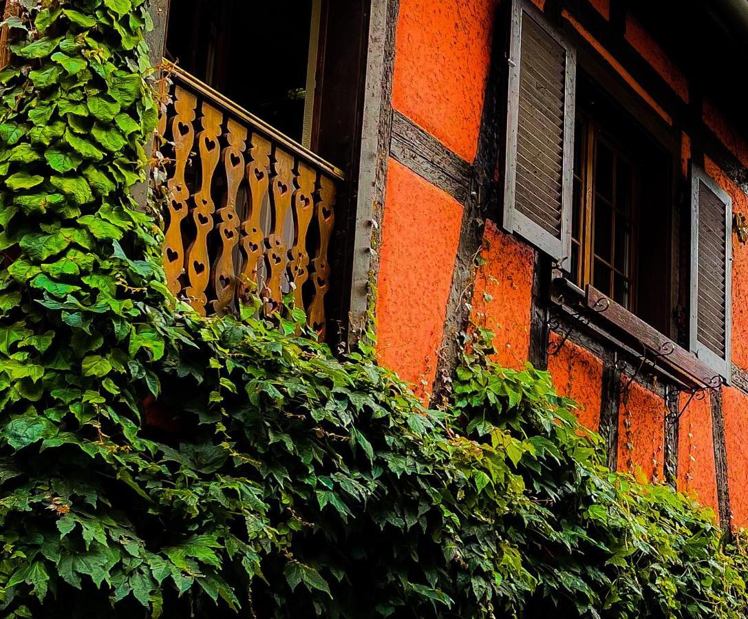 La Maison Rouge Au Coeur De La Ville. Riquewihr Zewnętrze zdjęcie